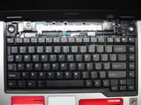 Removing notebook keyboard