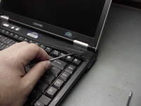 Removing laptop keyboard