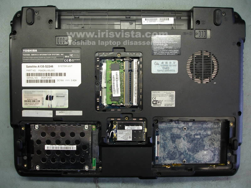 toshiba-satellite-A135-02.jpg