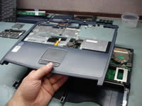 Toshiba Satellite 1200. Lift up top cover.