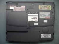 Toshiba Portege A100. Remove laptop battery.